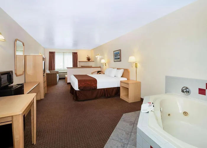 Hotel At Lander, Travelodge By Wyndham