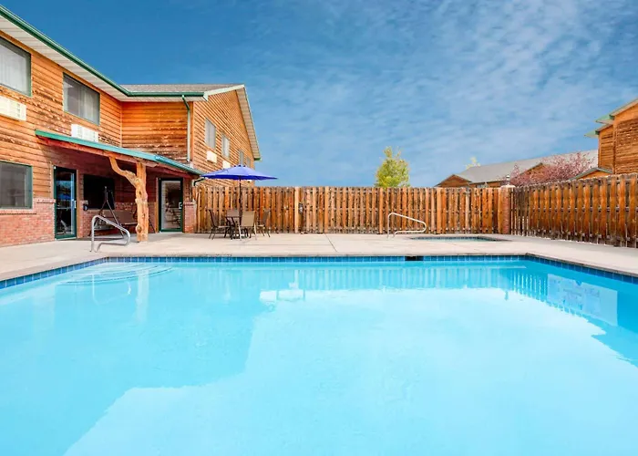 At Lander, Travelodge By Wyndham Hotel 2*