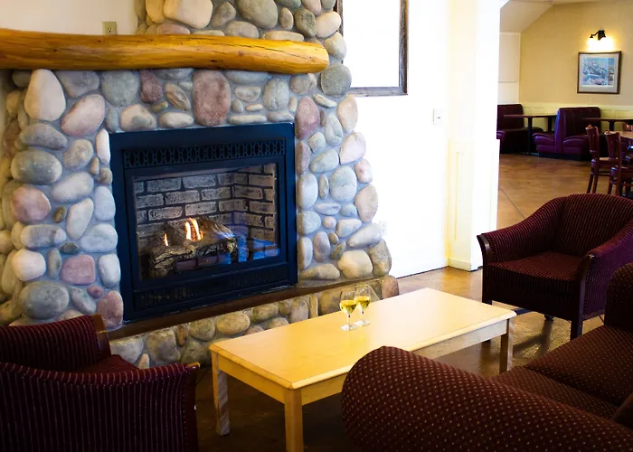 At Lander, Travelodge By Wyndham Hotel 2*