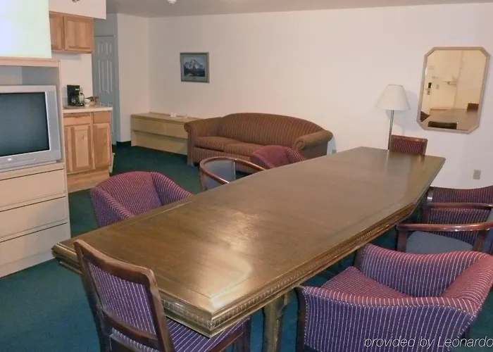 Hotel At Lander, Travelodge By Wyndham 2*